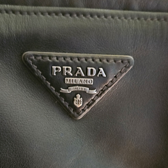 PRADA RIVET BAG - Picture 3 of 13